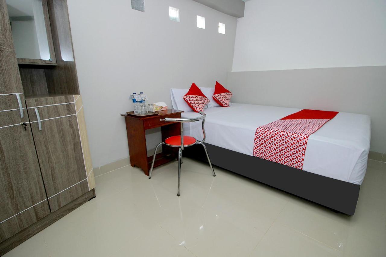 Oyo 739 Guest House Si Kancil Bengkulu Exterior photo
