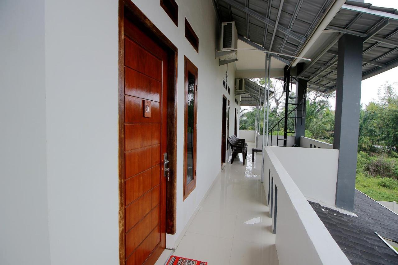 Oyo 739 Guest House Si Kancil Bengkulu Exterior photo